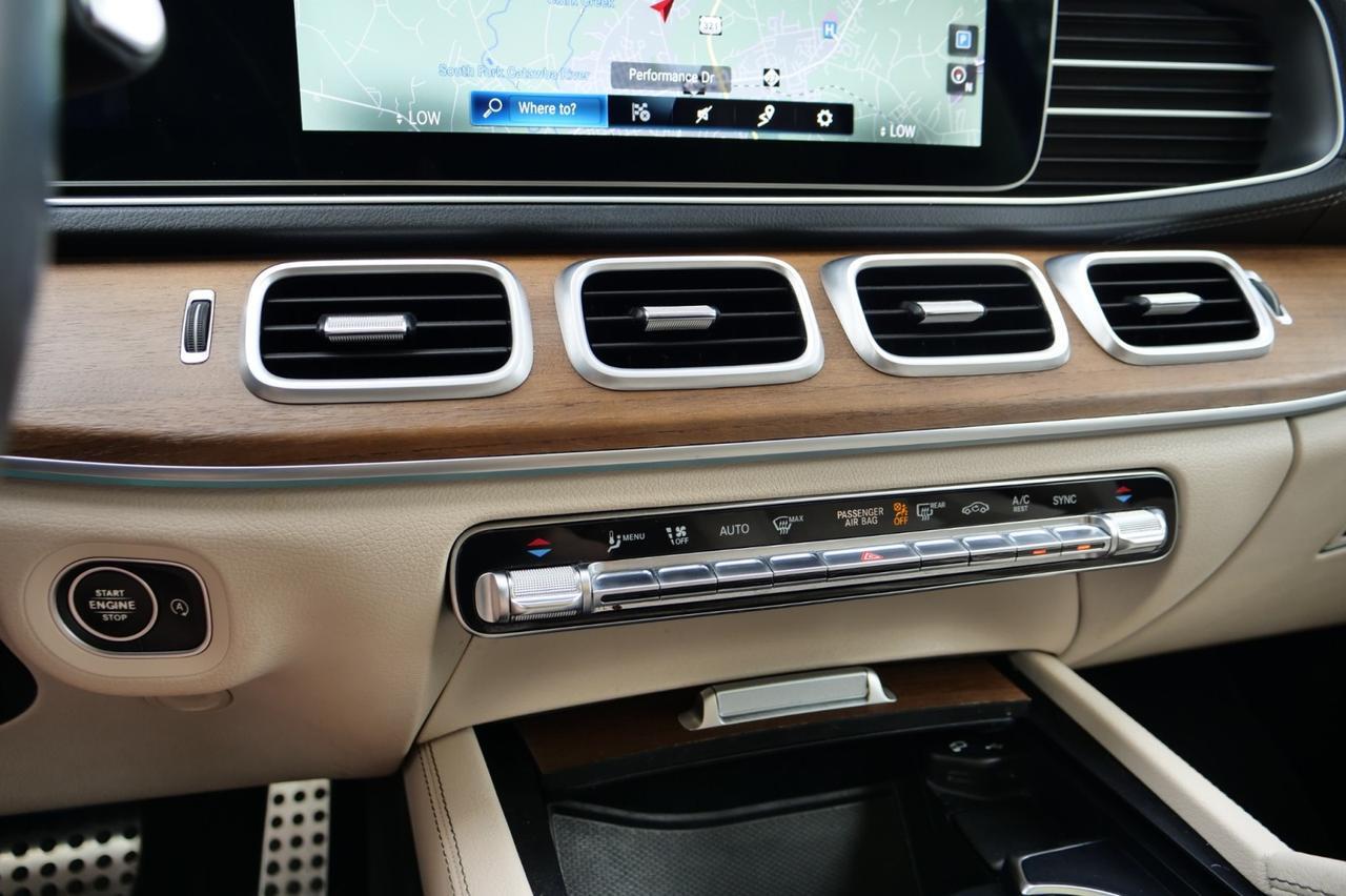 2022 Mercedes-Benz GLS 450 4MATIC / AMG Line Exterior / Massage Seats! Lincolnton NC