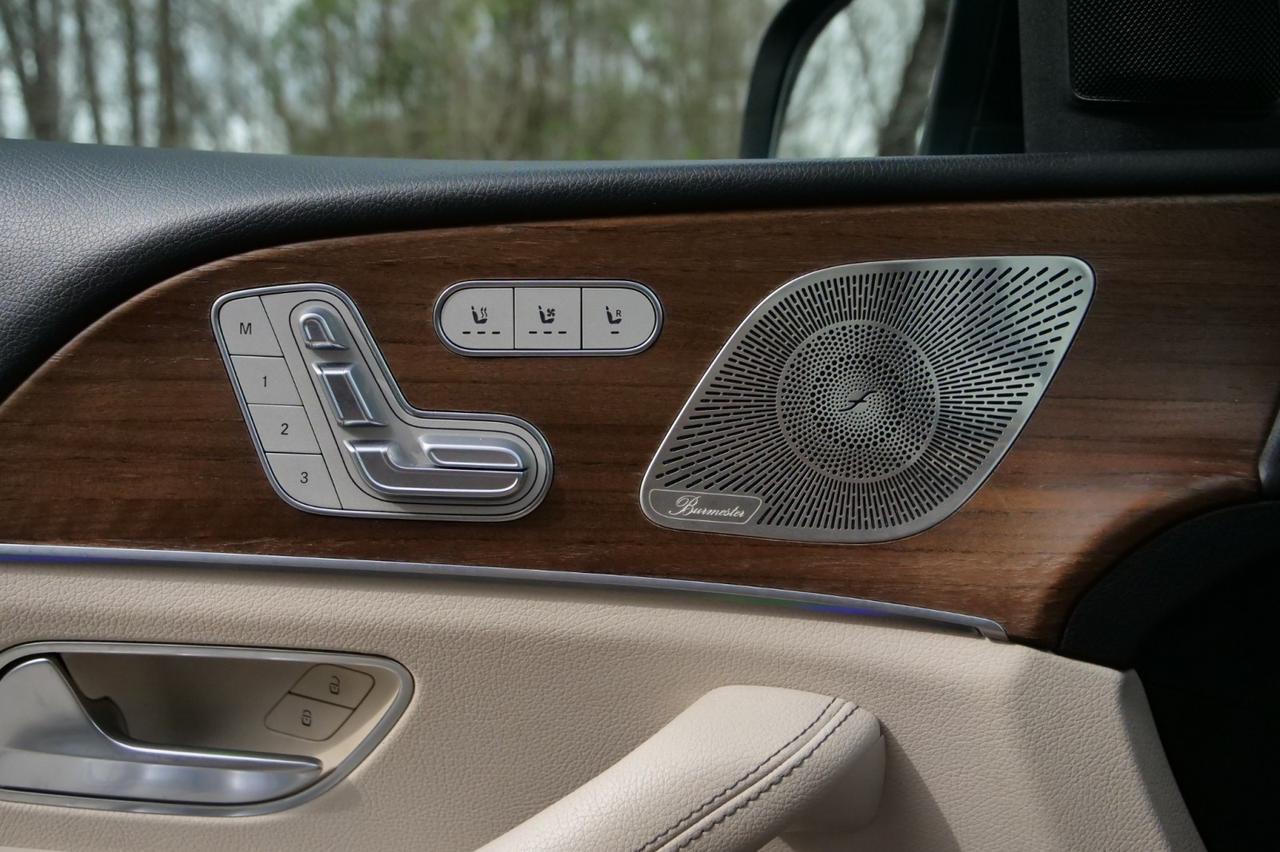 2022 Mercedes-Benz GLS 450 4MATIC / AMG Line Exterior / Massage Seats! Lincolnton NC