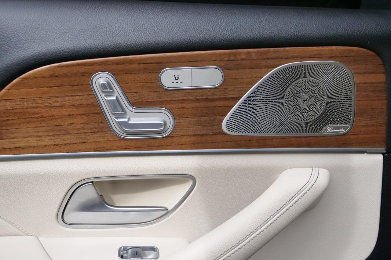 2022 Mercedes-Benz GLS 450 4MATIC / AMG Line Exterior / Massage Seats! Lincolnton NC