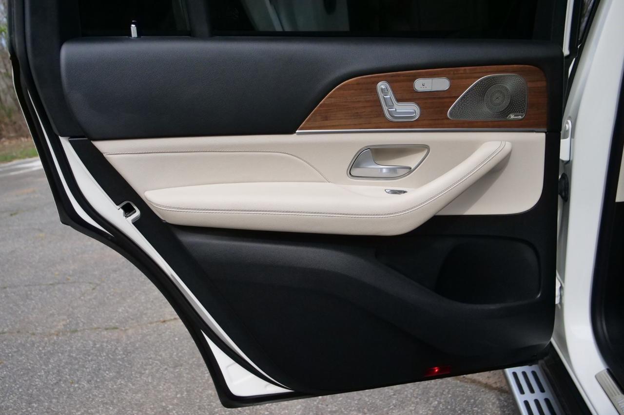 2022 Mercedes-Benz GLS 450 4MATIC / AMG Line Exterior / Massage Seats! Lincolnton NC