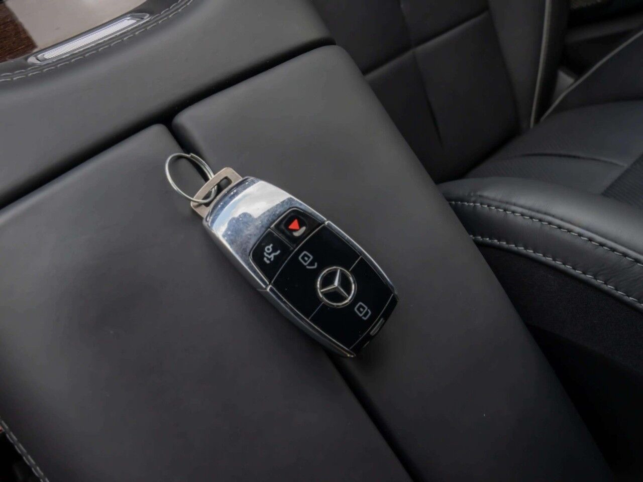 2022 Mercedes-Benz GLS Maybach GLS 600 - Factory Two-Tone San Antonio TX