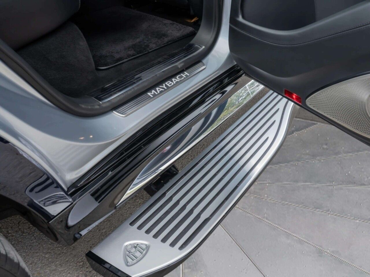 2022 Mercedes-Benz GLS Maybach GLS 600 - Factory Two-Tone San Antonio TX