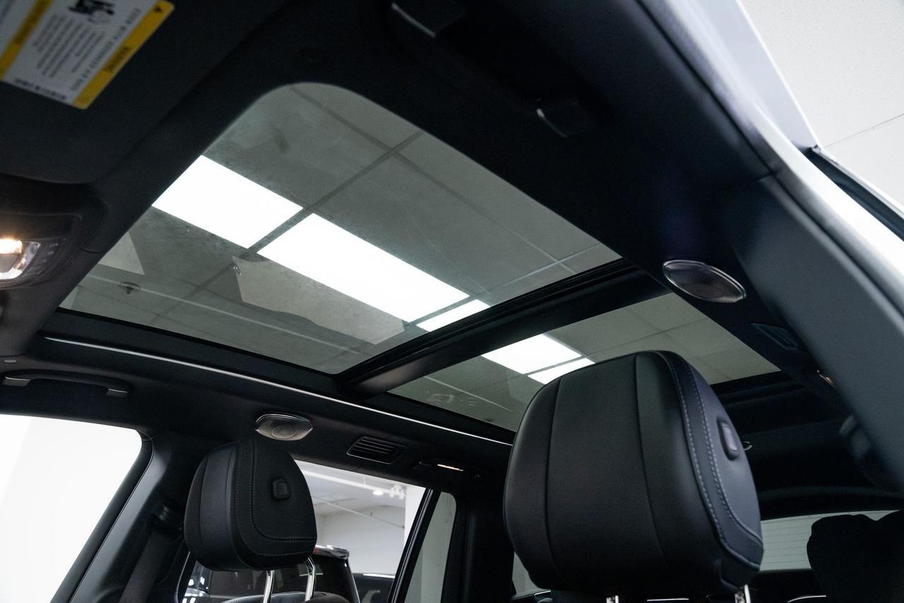2022 Mercedes-Benz GLS Maybach GLS 600 Two-Tone Warmth &amp; Comfort Package Portland OR