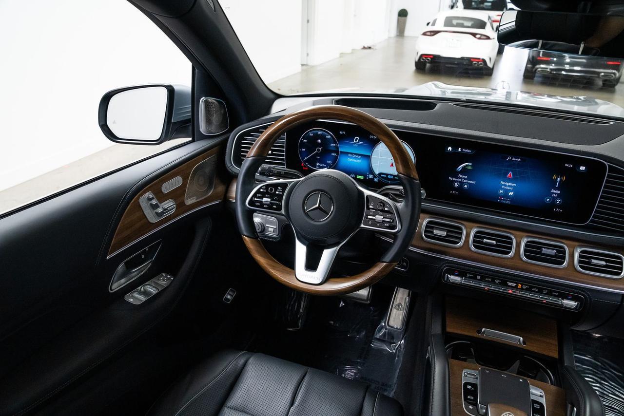 2022 Mercedes-Benz GLS Maybach GLS 600 Two-Tone Warmth &amp; Comfort Package Portland OR