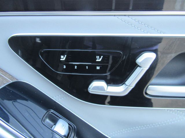 2022 Mercedes-Benz Maybach S 580 4MATIC Plano TX