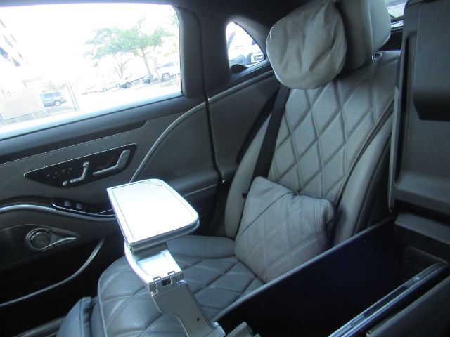 2022 Mercedes-Benz Maybach S 580 4MATIC Plano TX