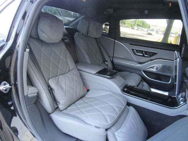 2022 Mercedes-Benz Maybach S 580 4MATIC Plano TX