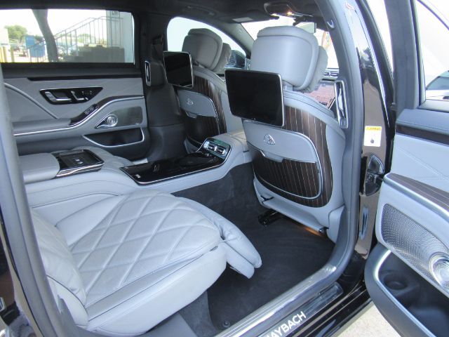 2022 Mercedes-Benz Maybach S 580 4MATIC Plano TX