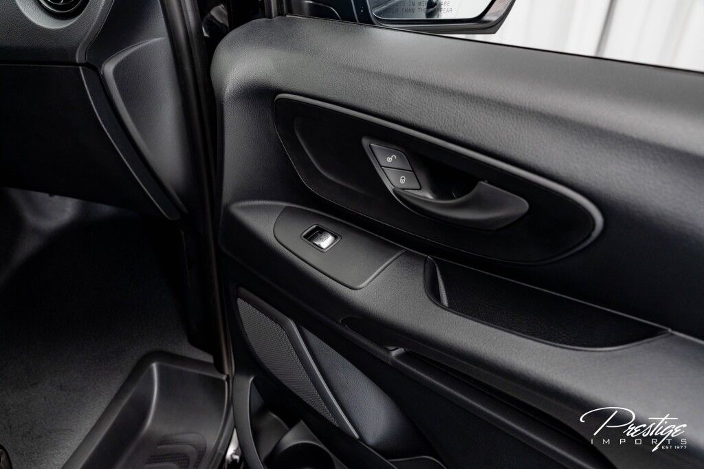2022 Mercedes-Benz Metris Cargo Van North Miami Beach FL