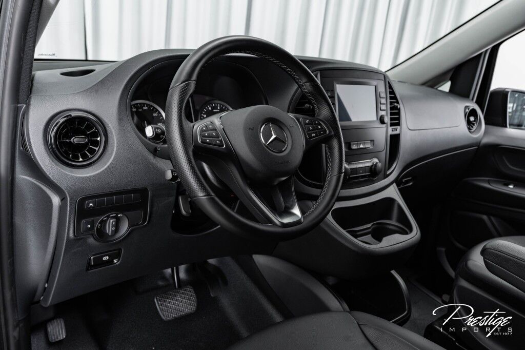 2022 Mercedes-Benz Metris Cargo Van North Miami Beach FL