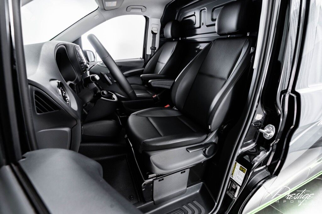 2022 Mercedes-Benz Metris Cargo Van North Miami Beach FL