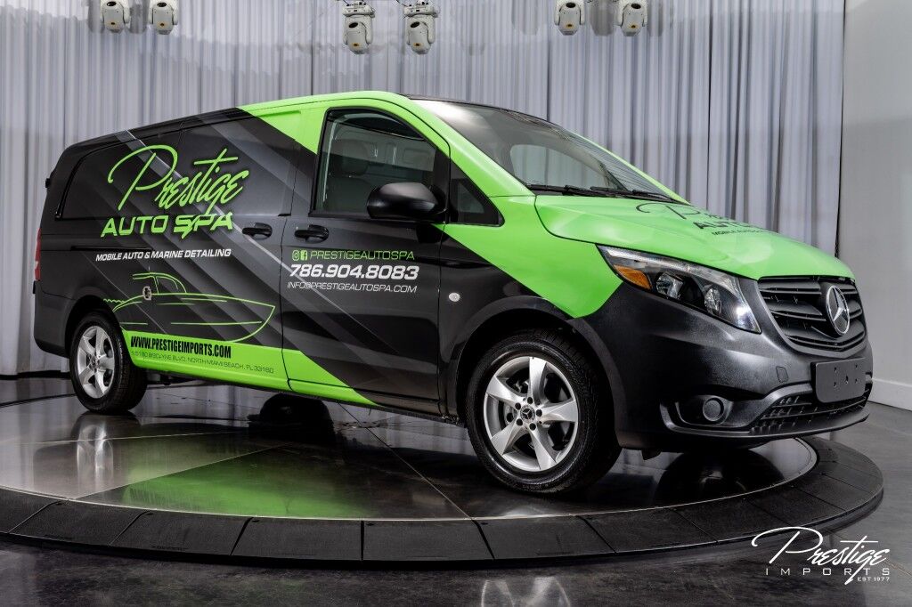 2022 Mercedes-Benz Metris Cargo Van North Miami Beach FL