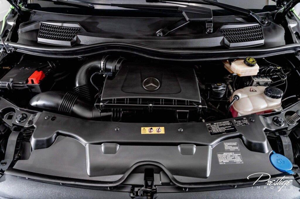 2022 Mercedes-Benz Metris Cargo Van North Miami Beach FL
