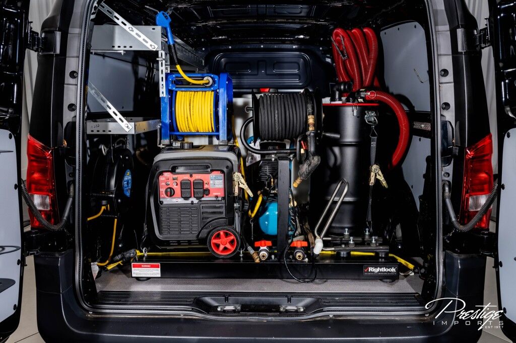 2022 Mercedes-Benz Metris Cargo Van North Miami Beach FL