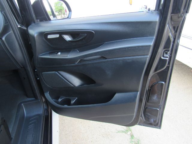 2022 Mercedes Benz Metris photo 14