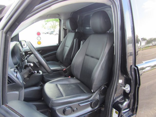 2022 Mercedes Benz Metris photo 13