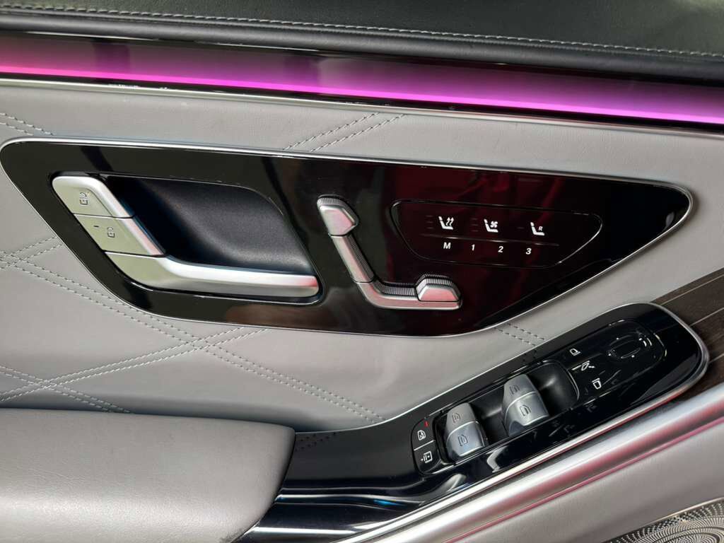 2022 Mercedes-Benz S-Class Maybach S 580 FACTORY TWO-TONE PAINT!! Burmester 4D, rear convenience doors AND MUCH MORE!! Fort Lauderdale FL