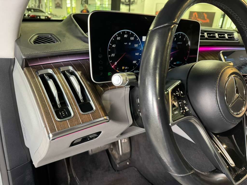 2022 Mercedes-Benz S-Class Maybach S 580 FACTORY TWO-TONE PAINT!! Burmester 4D, rear convenience doors AND MUCH MORE!! Fort Lauderdale FL
