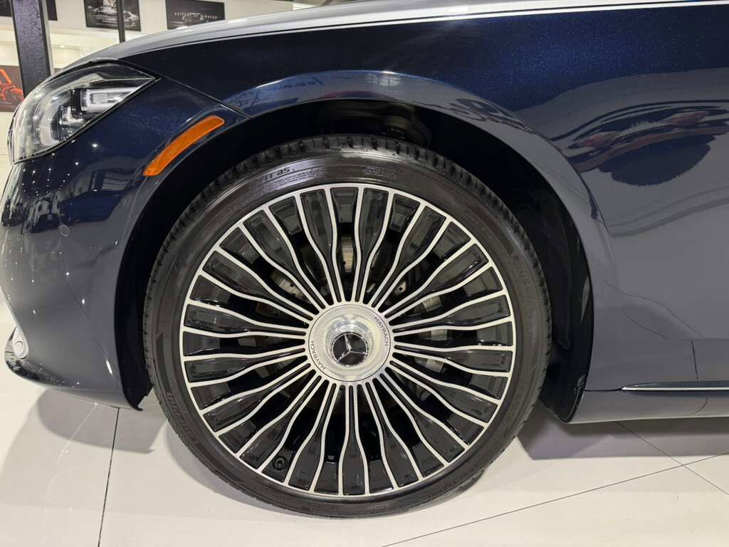 2022 Mercedes-Benz S-Class Maybach S 580 FACTORY TWO-TONE PAINT!! Burmester 4D, rear convenience doors AND MUCH MORE!! Fort Lauderdale FL