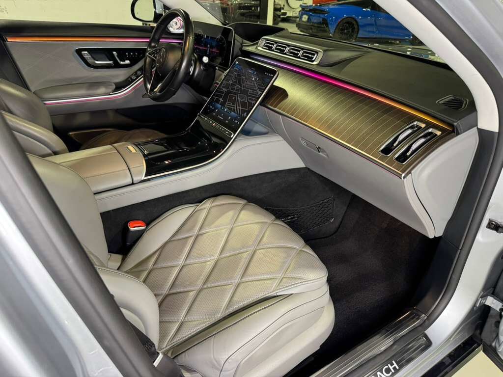 2022 Mercedes-Benz S-Class Maybach S 580 FACTORY TWO-TONE PAINT!! Burmester 4D, rear convenience doors AND MUCH MORE!! Fort Lauderdale FL
