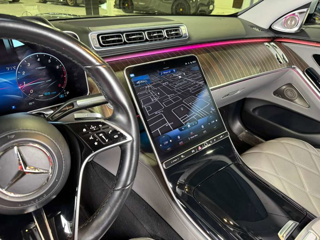2022 Mercedes-Benz S-Class Maybach S 580 FACTORY TWO-TONE PAINT!! Burmester 4D, rear convenience doors AND MUCH MORE!! Fort Lauderdale FL