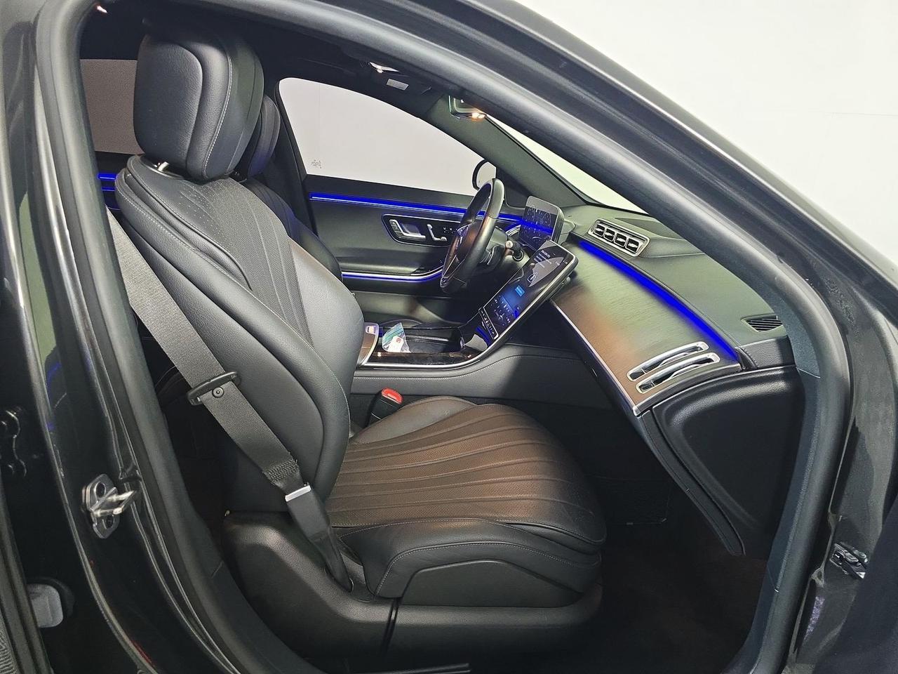 2022 Mercedes-Benz S-Class S 500 4MATIC 4D Sedan AMG Line Active Ambient Lighting Portland OR