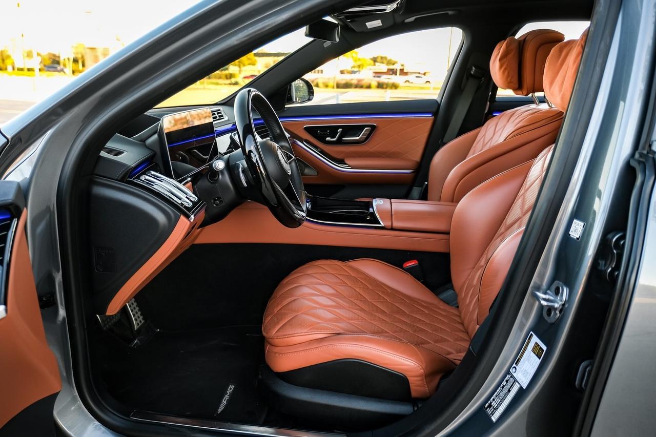 2022 Mercedes Benz S 580 4MATIC photo 4