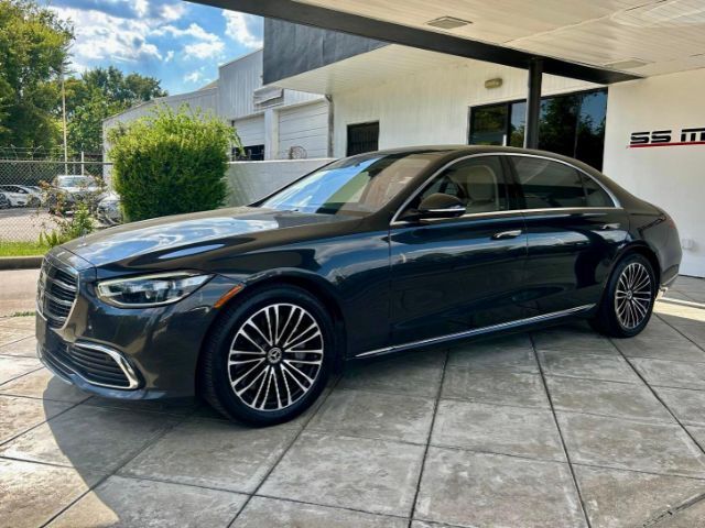 2022 Mercedes-Benz S-Class S500 4MATIC 68,123 mi.