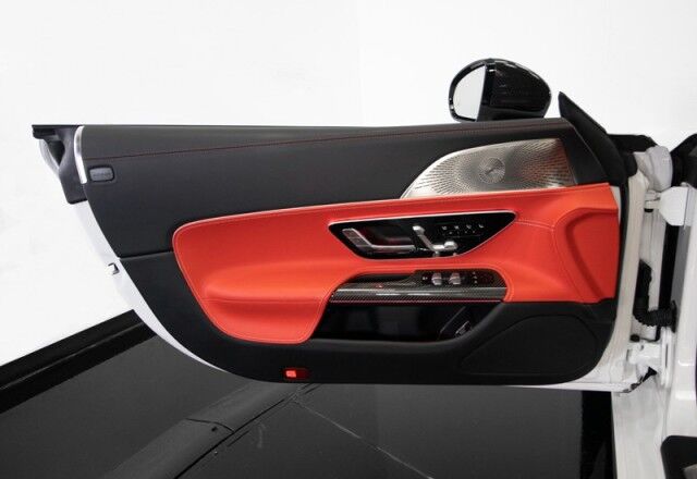 2022 Mercedes-Benz SL 63 AMG ($198,450 MSRP!) *AMG EXTERIOR CARBON PKG* *PERFORMANCE LINE* *8800 MILES* San Diego CA