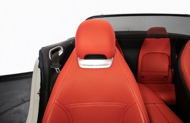 2022 Mercedes-Benz SL 63 AMG ($198,450 MSRP!) *AMG EXTERIOR CARBON PKG* *PERFORMANCE LINE* *8800 MILES* San Diego CA