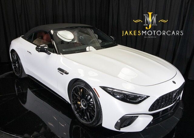 2022 Mercedes-Benz SL 63 AMG ($198,450 MSRP!) *AMG EXTERIOR CARBON PKG* *PERFORMANCE LINE* *8800 MILES* San Diego CA