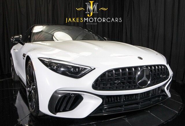 2022 Mercedes-Benz SL 63 AMG ($198,450 MSRP!) *AMG EXTERIOR CARBON PKG* *PERFORMANCE LINE* *8800 MILES* San Diego CA