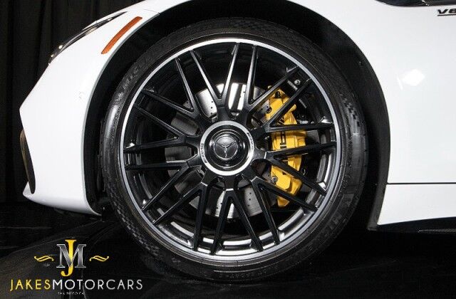 2022 Mercedes-Benz SL 63 AMG ($198,450 MSRP!) *AMG EXTERIOR CARBON PKG* *PERFORMANCE LINE* *8800 MILES* San Diego CA