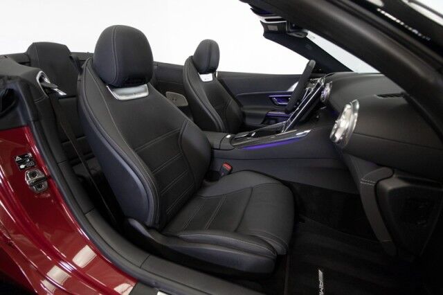 2022 Mercedes-Benz SL 63 AMG ROADSTER ($212,100 MSRP) *ONLY 6800 MILES* *CERAMIC BRAKES* *HUGE OPTIONS* San Diego CA