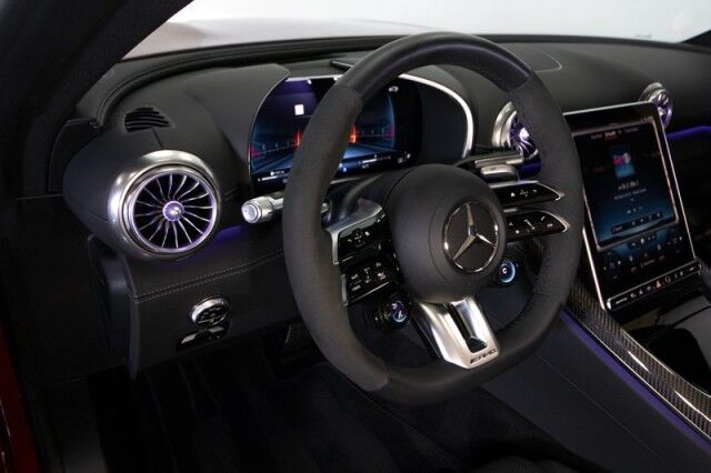 2022 Mercedes-Benz SL 63 AMG ROADSTER ($212,100 MSRP) *ONLY 6800 MILES* *CERAMIC BRAKES* *HUGE OPTIONS* San Diego CA