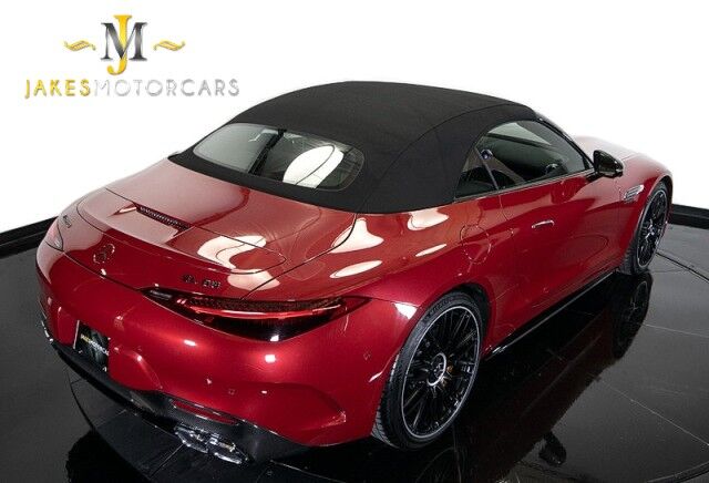 2022 Mercedes-Benz SL 63 AMG ROADSTER ($212,100 MSRP) *ONLY 6800 MILES* *CERAMIC BRAKES* *HUGE OPTIONS* San Diego CA