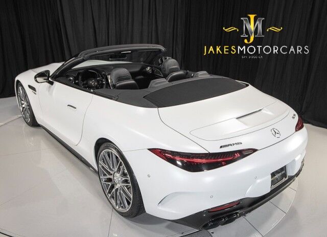 2022 Mercedes-Benz SL AMG SL 55 ($159,870 MSRP!!) *FACTORY MATTE WHITE* *BIG OPTION LIST* *7900 MILES* San Diego CA
