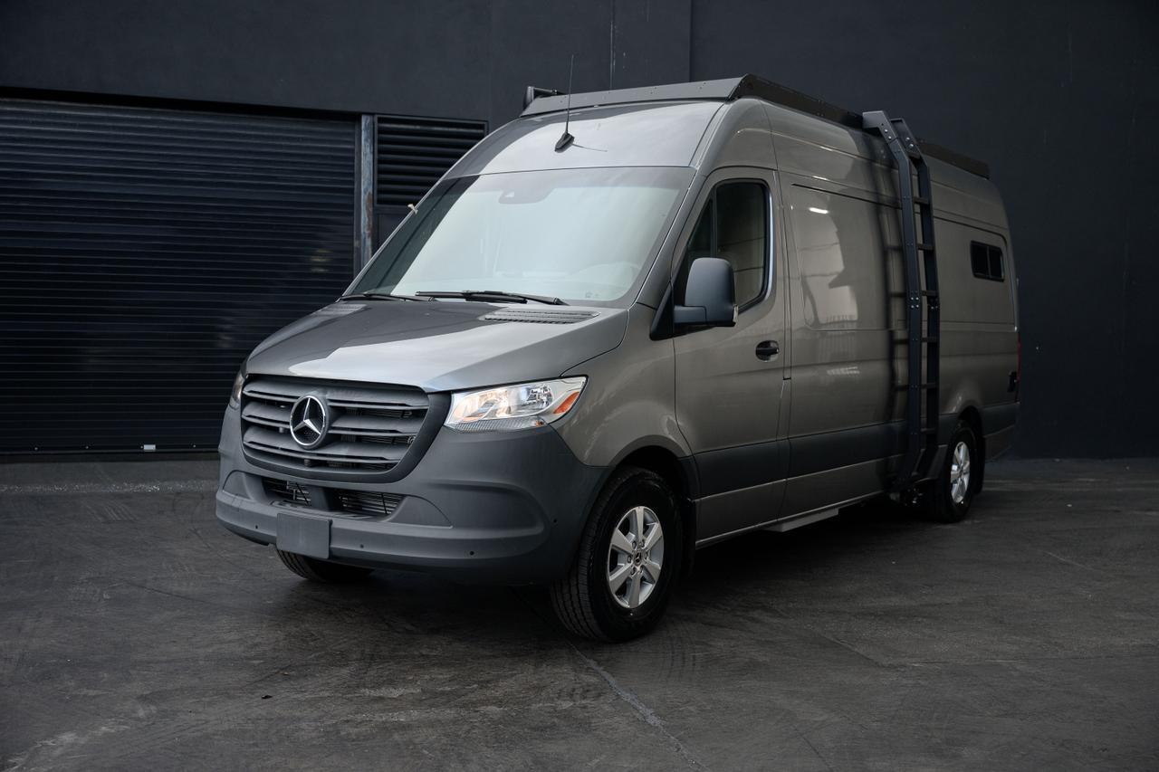 2022 Mercedes-Benz Sprinter 2500 Cargo 170 WB