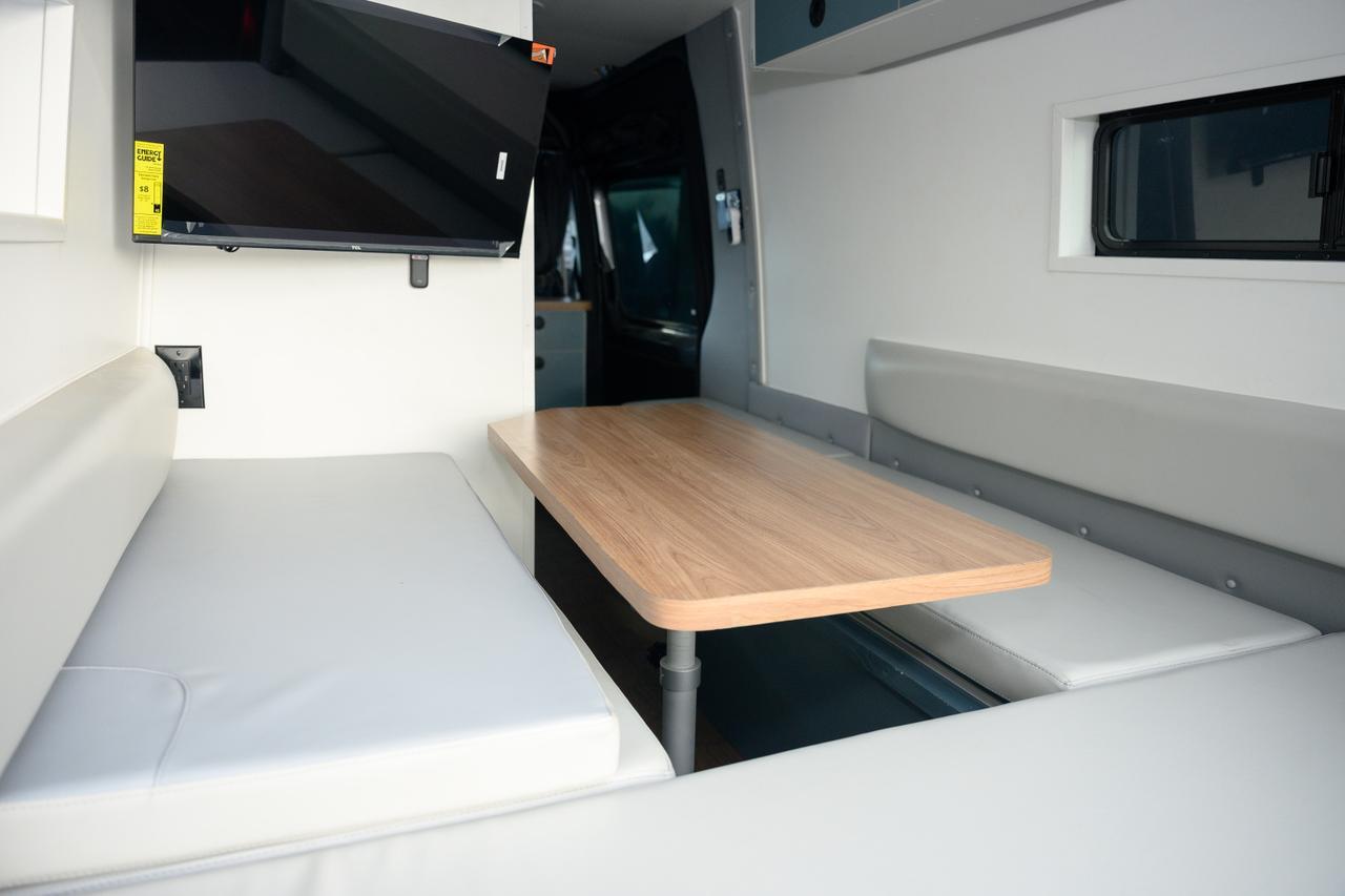 2022 Mercedes-Benz Sprinter 2500 Cargo 170 WB Miami FL