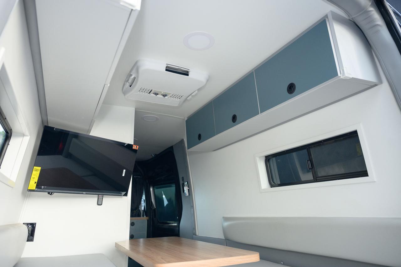 2022 Mercedes-Benz Sprinter 2500 Cargo 170 WB Miami FL