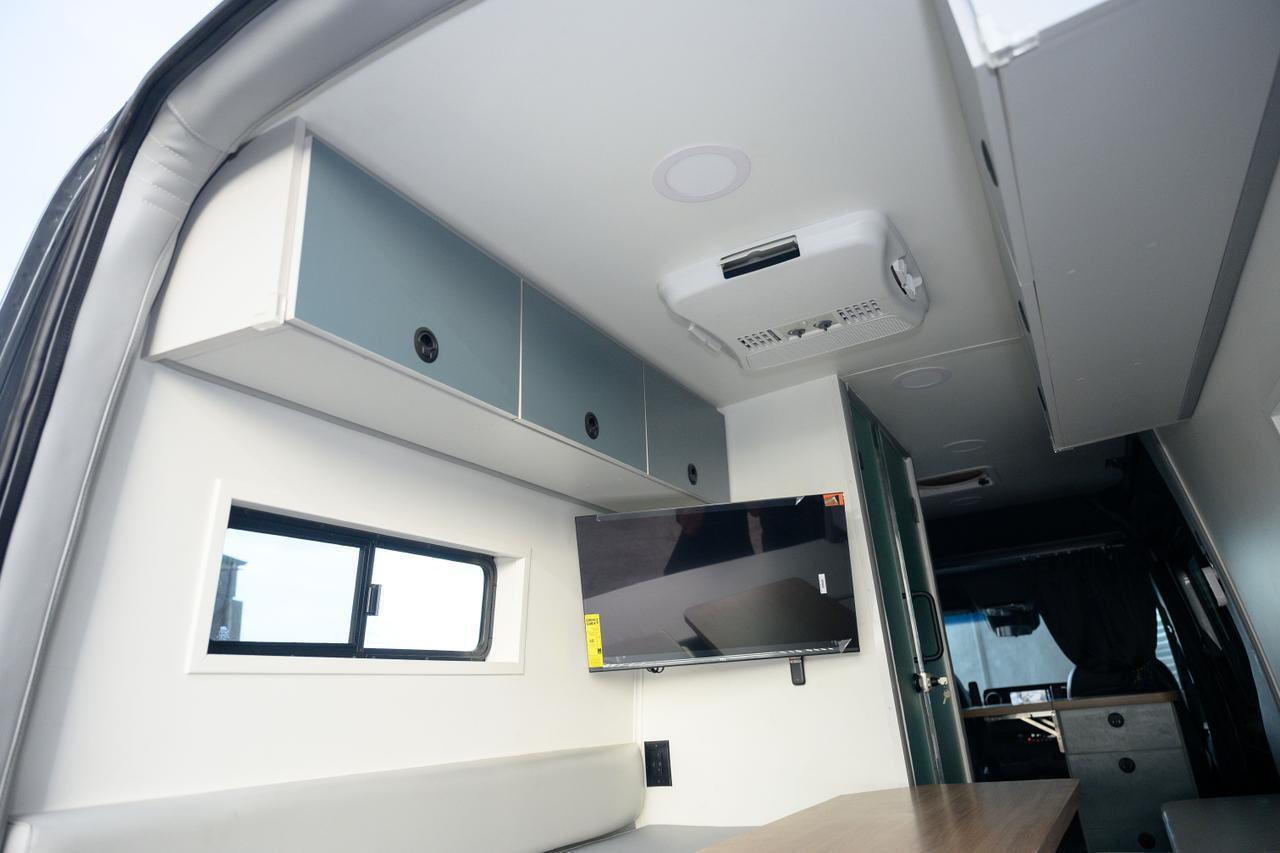 2022 Mercedes-Benz Sprinter 2500 Cargo 170 WB Miami FL