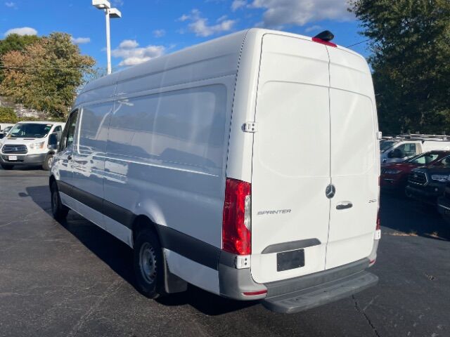 2022 Mercedes-Benz Sprinter 2500 High Roof I4