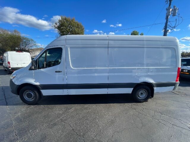 2022 Mercedes-Benz Sprinter 2500 High Roof I4