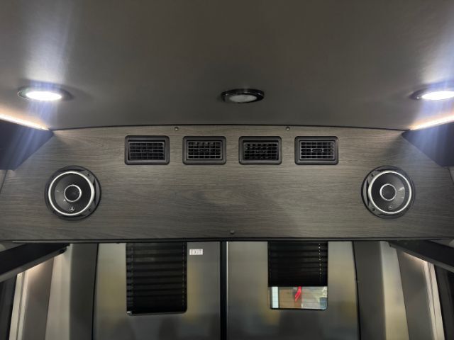 2022 Mercedes-Benz Sprinter 2500 MIDWEST CONVERSION VAN, MAYBACH SEATING Charlotte NC