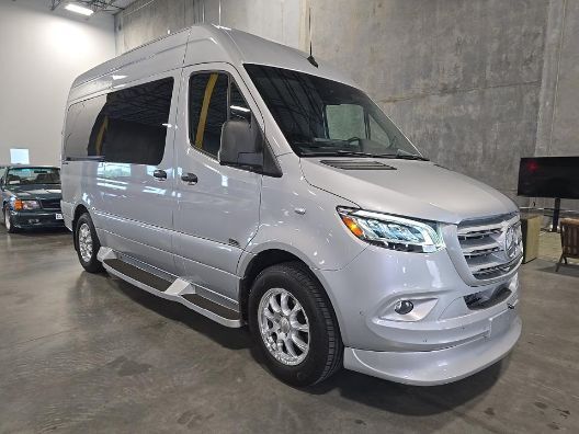 2022 Mercedes-Benz Sprinter 2500 MIDWEST CONVERSION VAN, MAYBACH SEATING