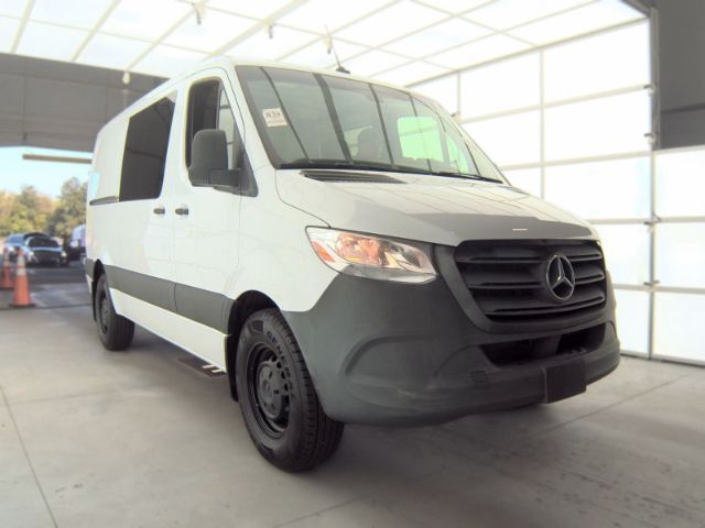 2022 Mercedes-Benz Sprinter 2500 Standard Roof V6