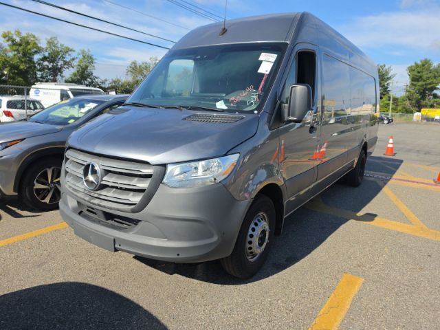 2022 Mercedes-Benz Sprinter 4500 High Roof V6