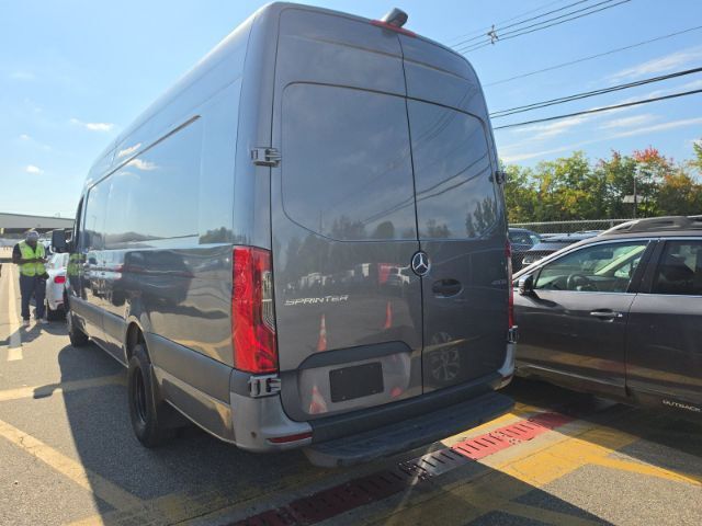 2022 Mercedes-Benz Sprinter 4500 High Roof V6