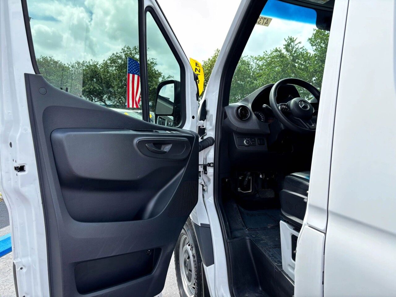 2022 Mercedes-Benz Sprinter Cargo Van Hialeah FL