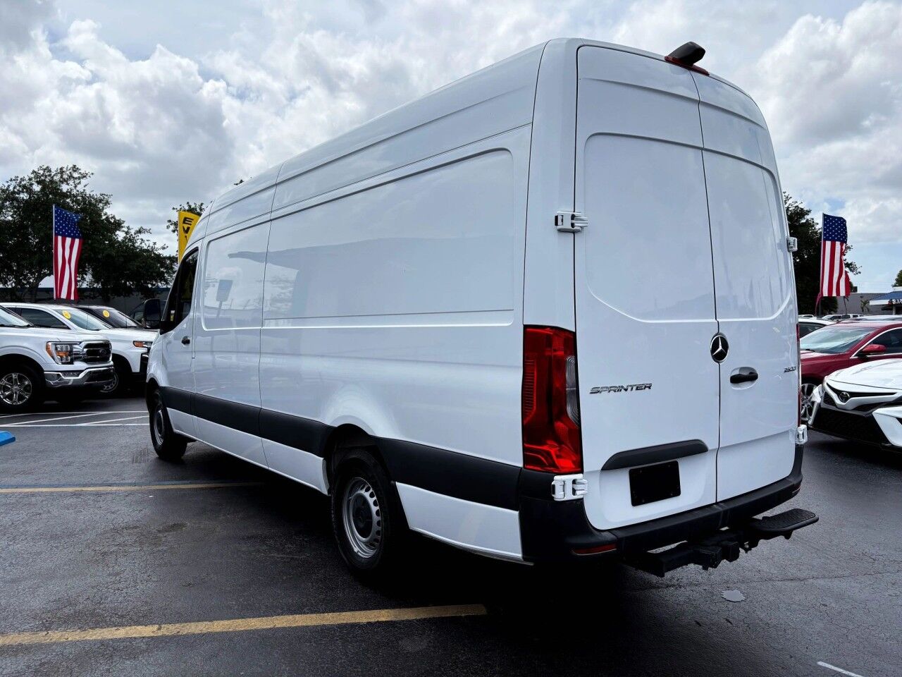 2022 Mercedes-Benz Sprinter Cargo Van Hialeah FL